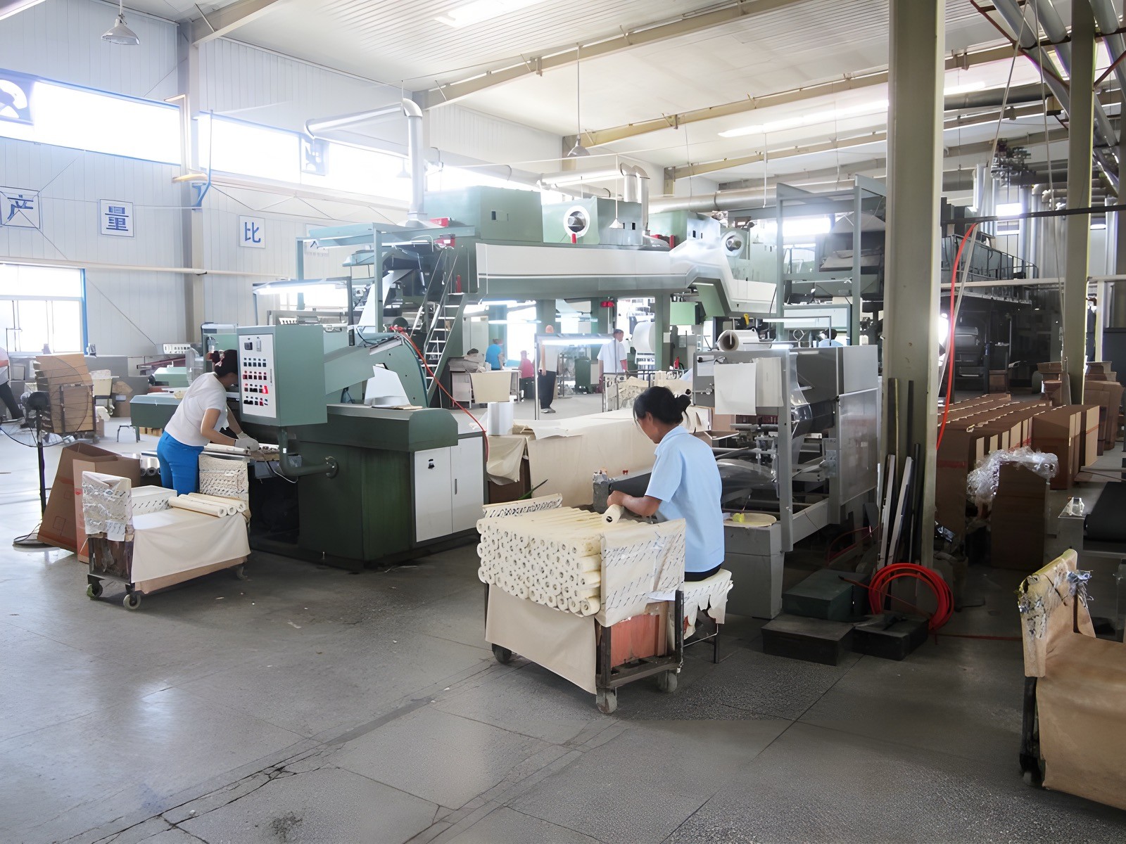 Línea de producción y taller de fabricación de papel pintado de Beitai